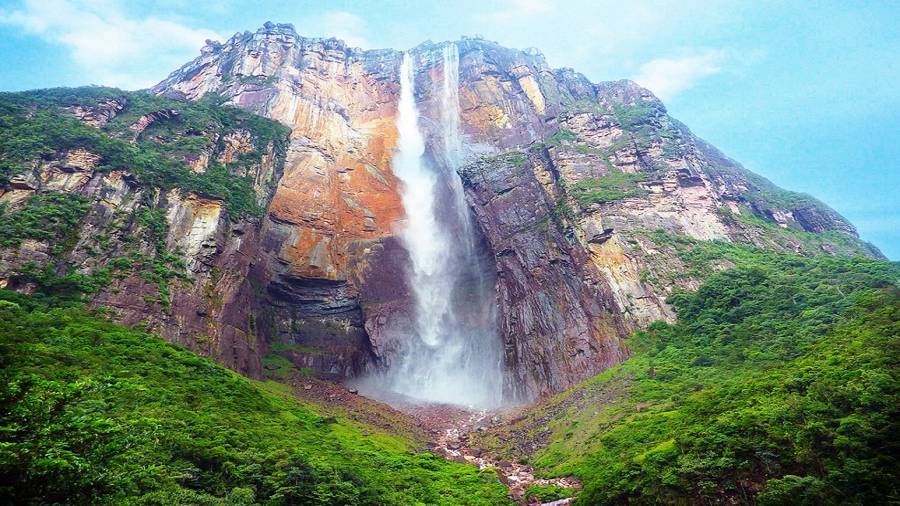 Природные особенности венесуэлы. Водопад Анхель Венесуэла. Водопад Анхель в Южной Америке. Самый высокий водопад в мире: Анхель, Венесуэла. Самый высокий водопад в Венесуэле.